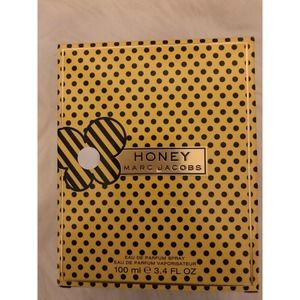 Marc Jacobs Honey